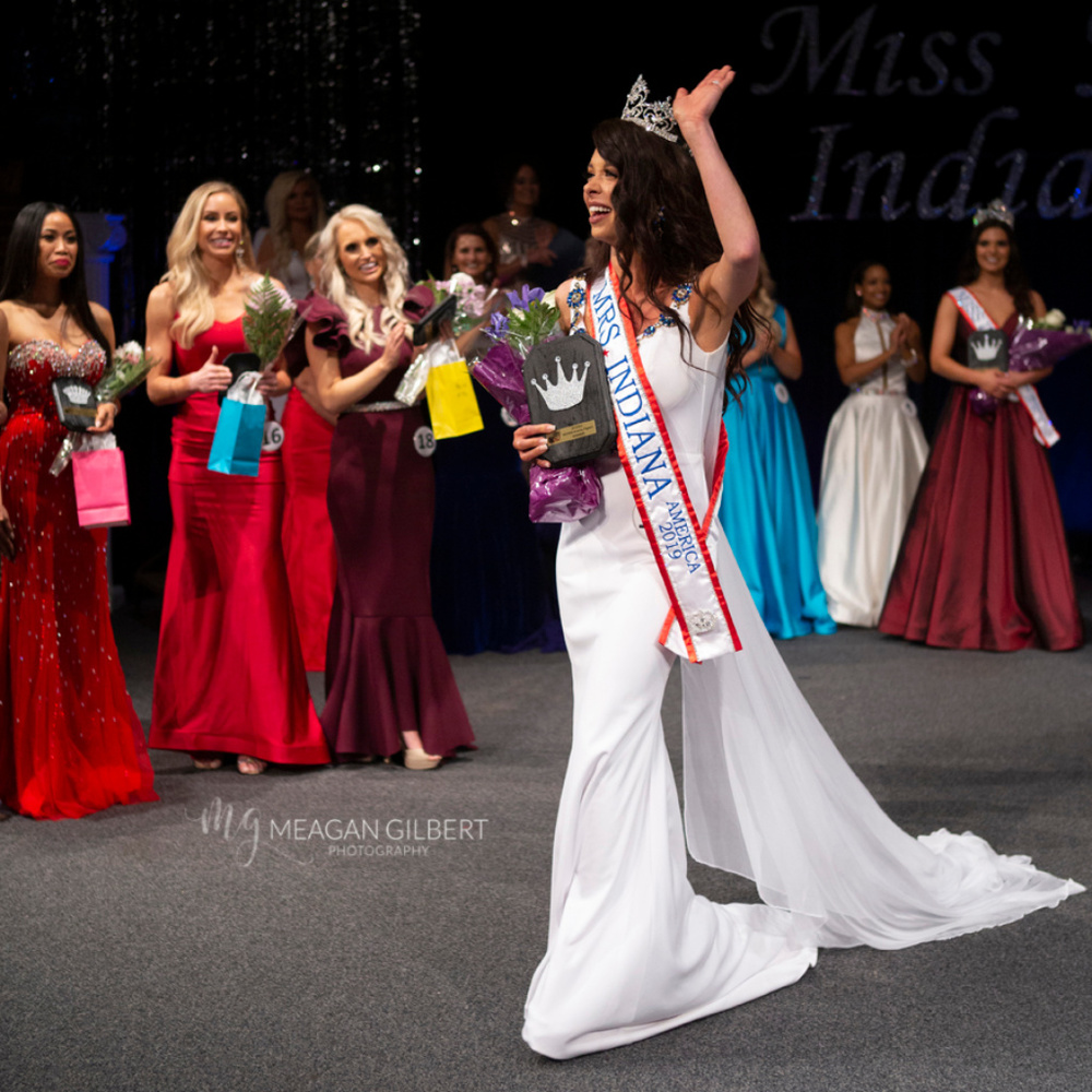 Custom Fernando Wong Pageant Gown